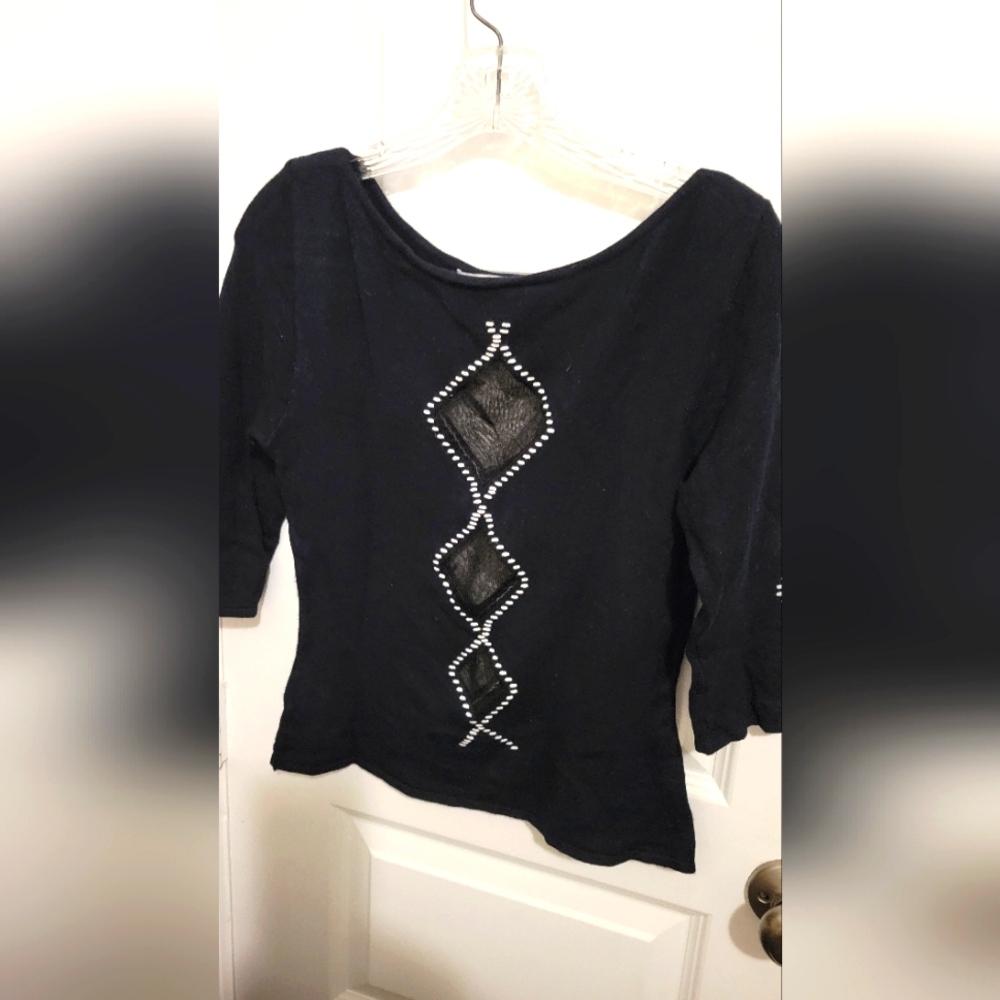 Designer Top w/ design